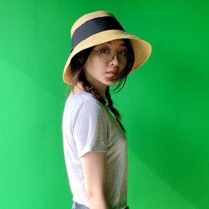 Vivi有个小糕仔 头像