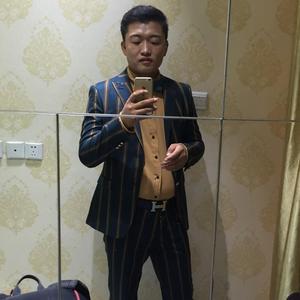 龙十一1T1头像