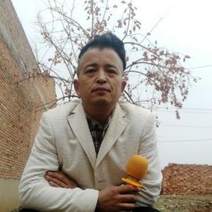 董了凡头像