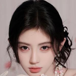 鞠婧祎万丽娜何晓玉头像