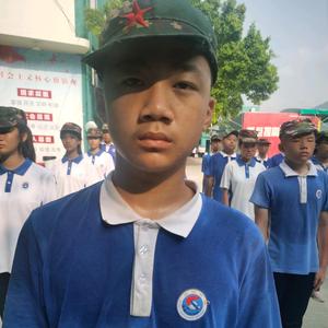 乐乐3H0c头像