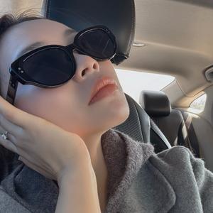 wuli苹妞儿头像