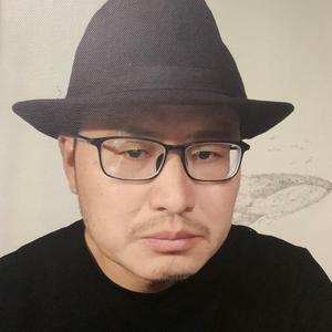 圣亮头像