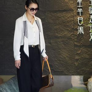 雅楟轻奢服饰头像
