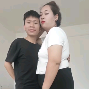 吴天坤夫妇（秀恩爱）头像