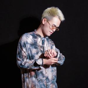 贺州DJ何杰头像