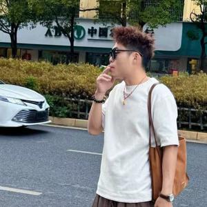 大少、新歌《大嘴巴》头像