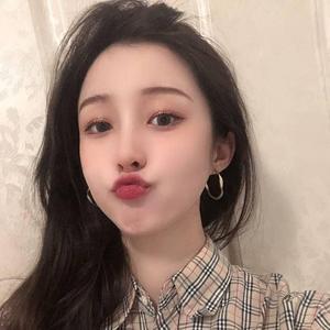 溪中的锦鲤头像