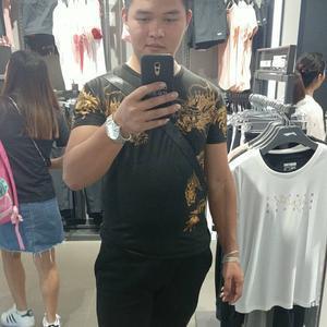 张家少爷头像
