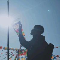 不会航拍的无人机头像