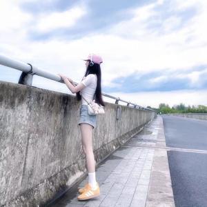 陈雅汐。头像