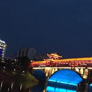 江夏粘豆包头像