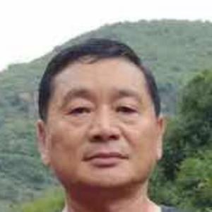 自然一哥头像