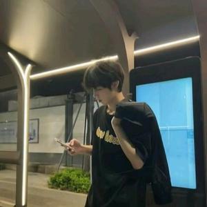 抖音清辰游戏解说头像