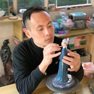 胡氏泥塑头像