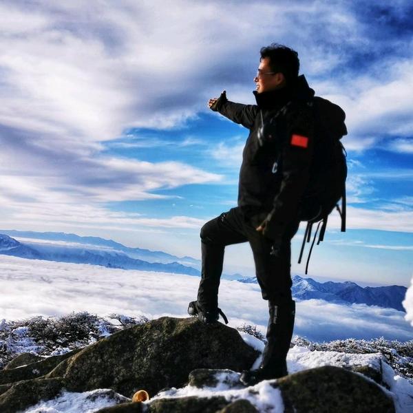 起风在旅途头像