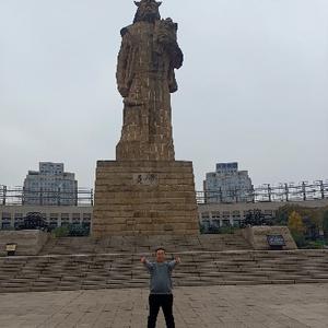 新甲连锁郑州王老师头像