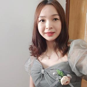 英明果断多才多艺小黄头像