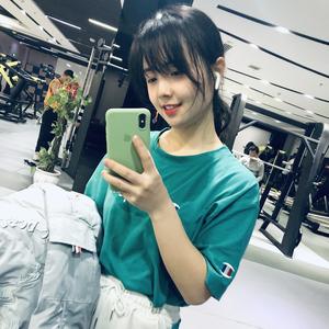 橙橙橙吖头像