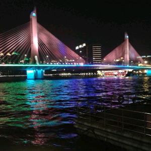 @洪水8555头像