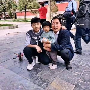 战闪小强头像