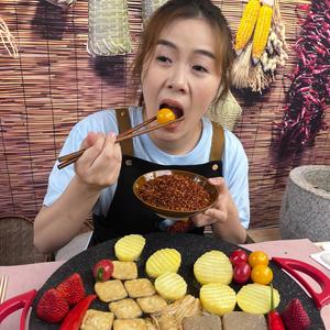丘木头像