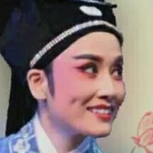 此生爱白马头像