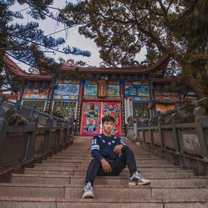叁巡头像