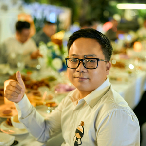 龚弘源头像