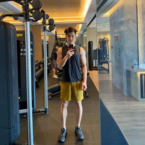 麦乐Fit（减脂艺术家）头像