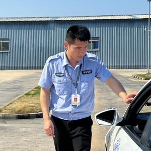 罗教练教车头像