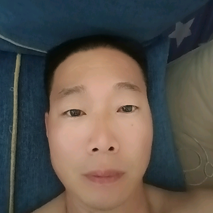 袁子弹他爹头像