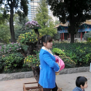 二妹香香头像