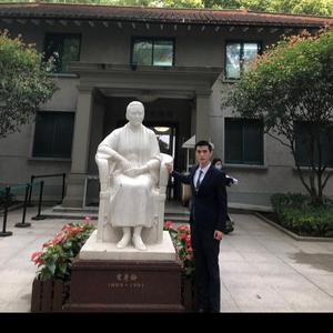 联合国特使张亮头像
