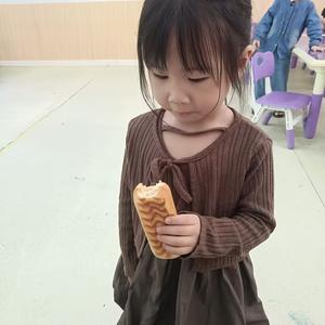 童宝服装严选头像