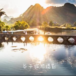 谷子旅游摄影头像