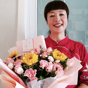 农村六妹（晚八点半直播）头像