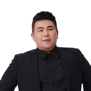 子沐新商业头像