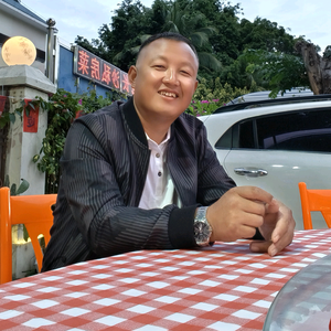 裴文涛头像