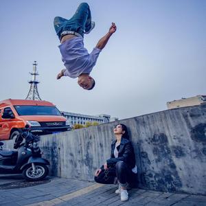跑酷空翻特技培训头像