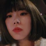 鹿欧妮头像