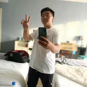 王小二的vlog日常头像