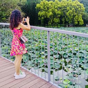 风轻云淡之女子头像
