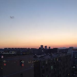 远山如黛影阑珊头像
