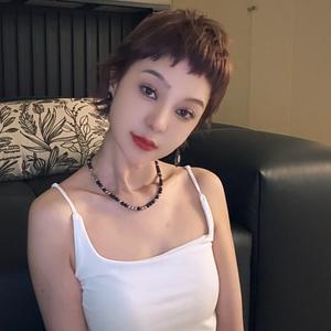 馕贵妃头像