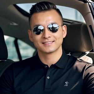 栗茶德华哥头像