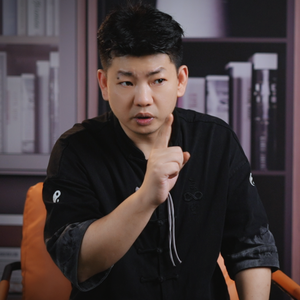 房产校長说新房头像