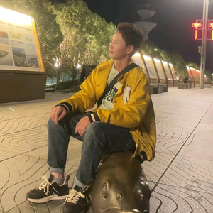 小云南7e2E头像