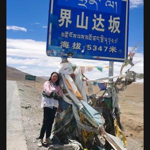 丽江范妮头像