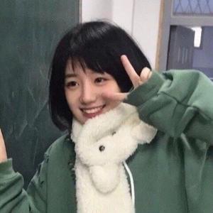 亚亚的薯片头像